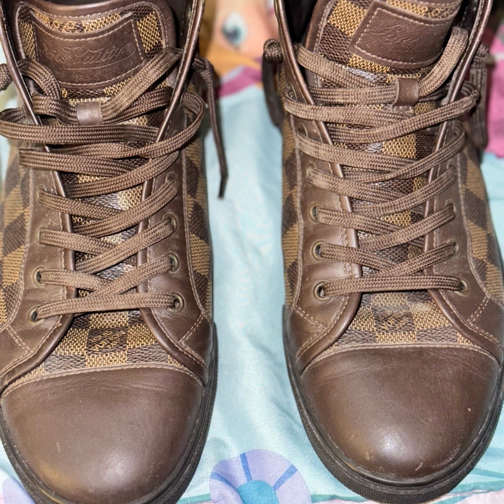 Louis Vuitton size 8 men